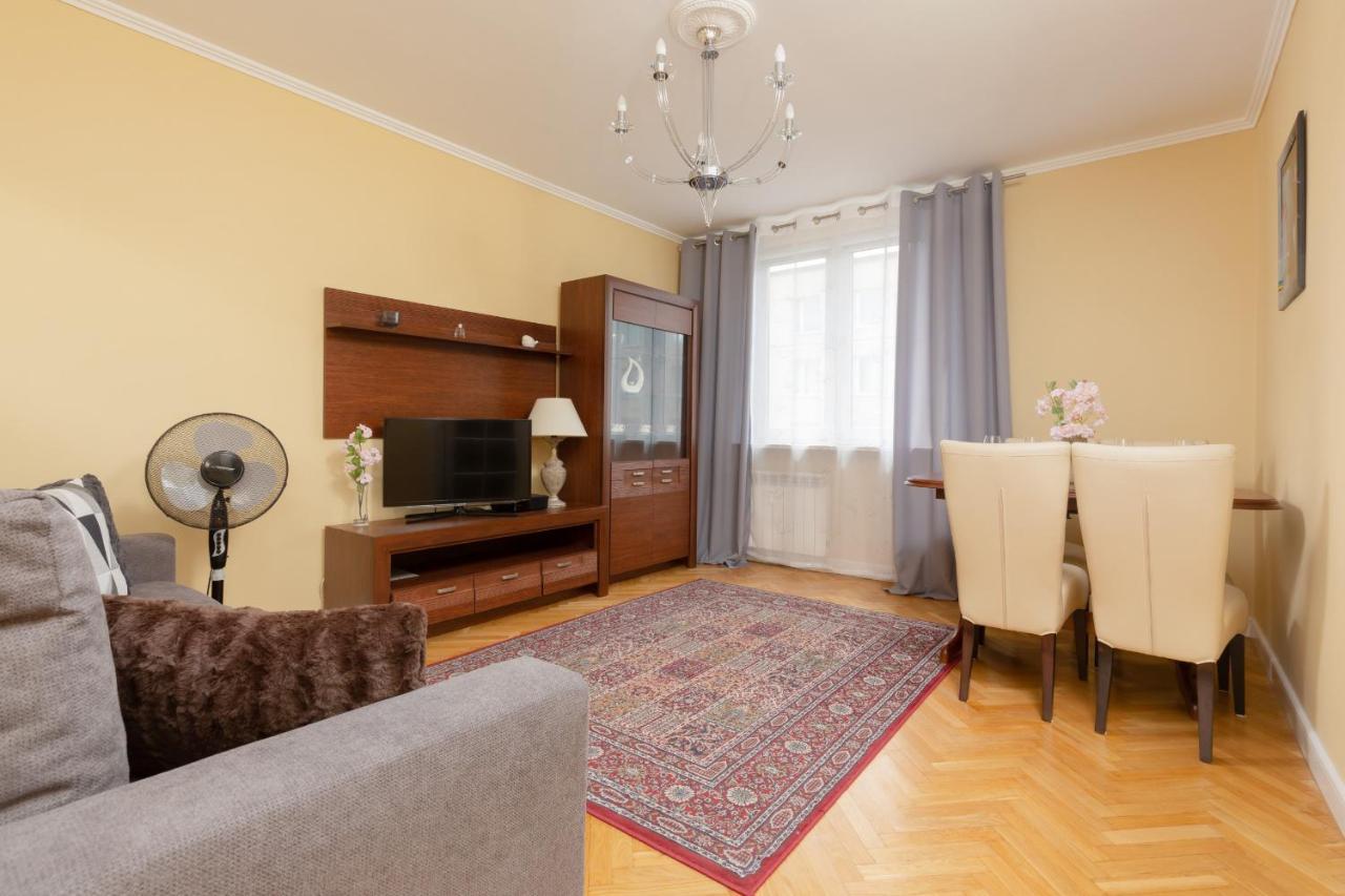 Miodowa Apartment Krasinski Garden Warsaw By Noclegi Renters Buitenkant foto