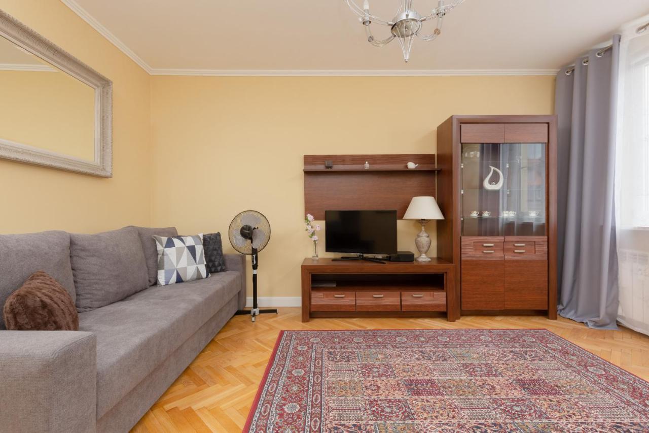 Miodowa Apartment Krasinski Garden Warsaw By Noclegi Renters Buitenkant foto