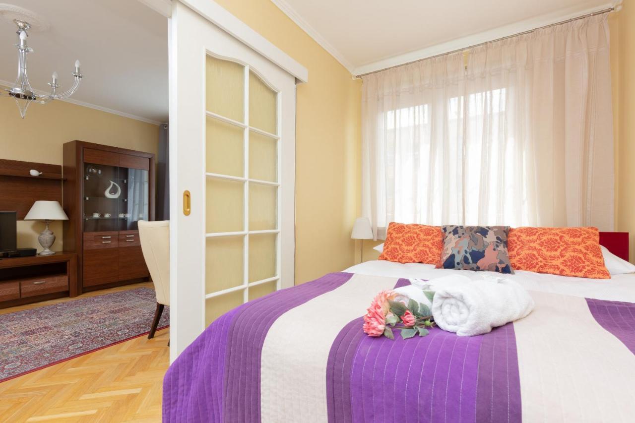 Miodowa Apartment Krasinski Garden Warsaw By Noclegi Renters Buitenkant foto