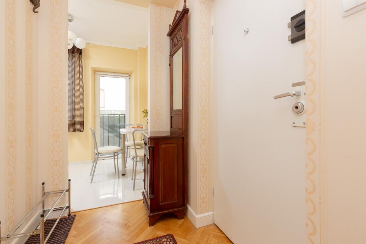 Miodowa Apartment Krasinski Garden Warsaw By Noclegi Renters Buitenkant foto